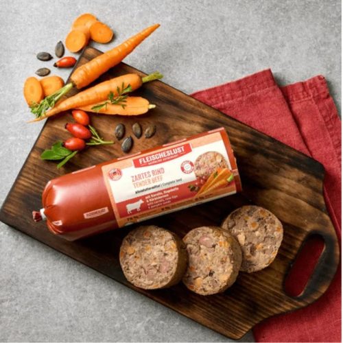 Kíméletes marhamenü répával és csipkebogyóval 800g / Meatlove