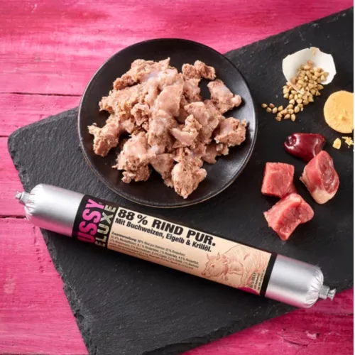 Pussy Deluxe Macskamenü - Tiszta marha hajdinával, tojássárgával és krill olajjal, 100g / MEATLOVE
